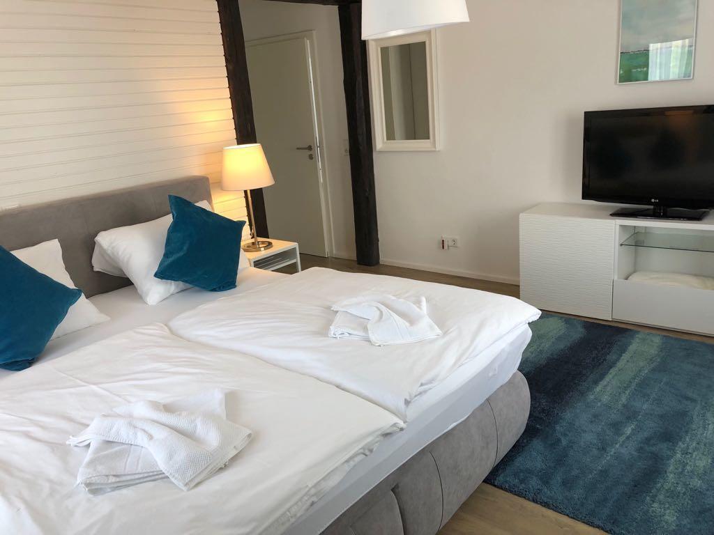 Zum Bahnhoefle Restaurant & - Am Rhein Hotel